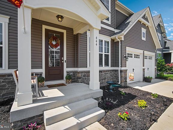 2nd image of 444 Daylily Ln