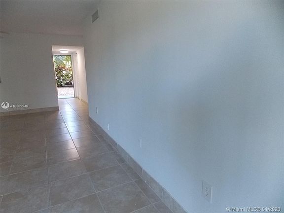3rd image of 1800 SW 81st Ave APT 1103