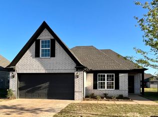 2322 Johnny Ray Dr, Southaven, MS 38672