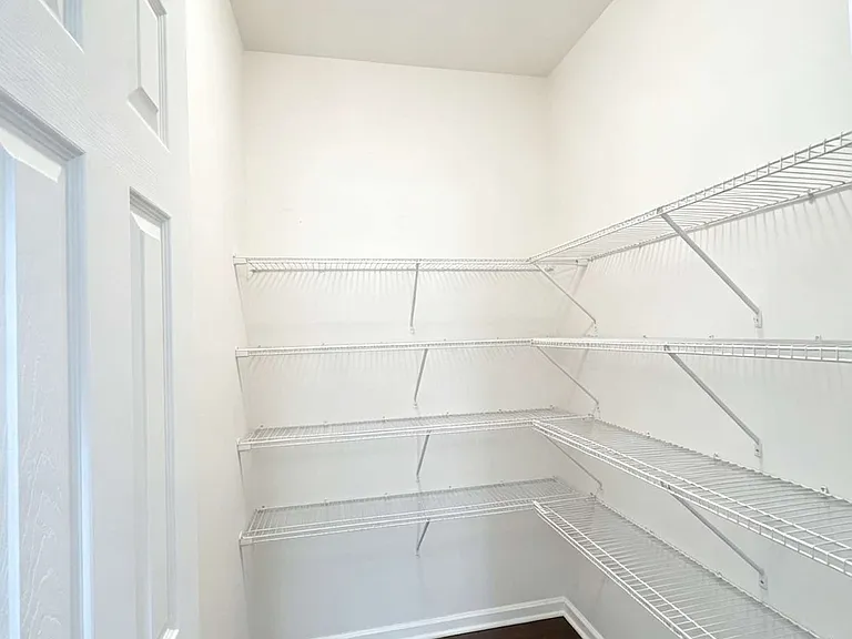 2440 Northmont Pkwy — Photo 17