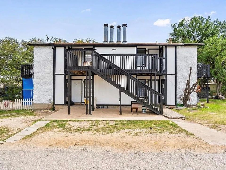1st image of 302 Hedgewood Dr