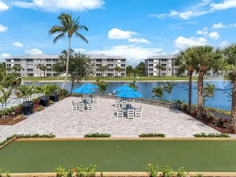 16635 Lake Circle Dr #635 — Photo 10