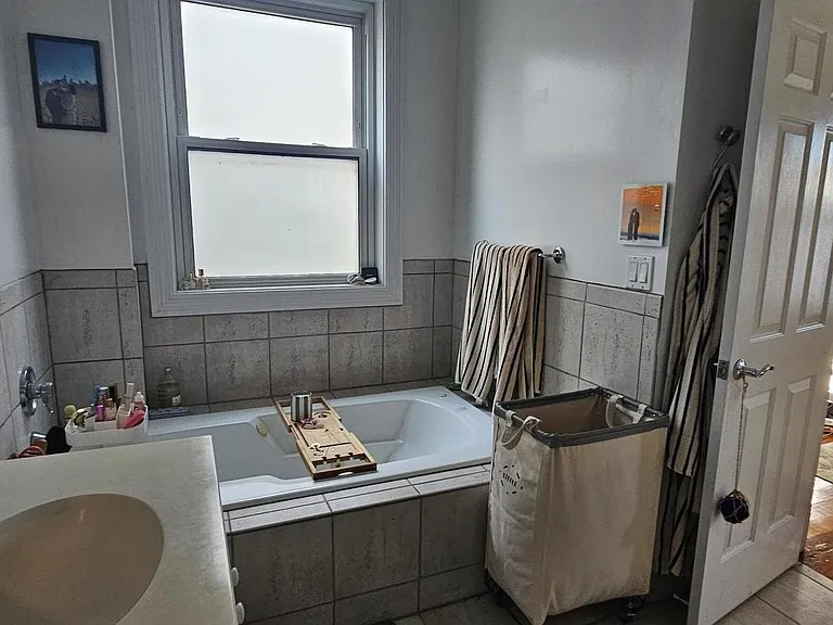 304 W Evergreen Ave #3F — Photo 18