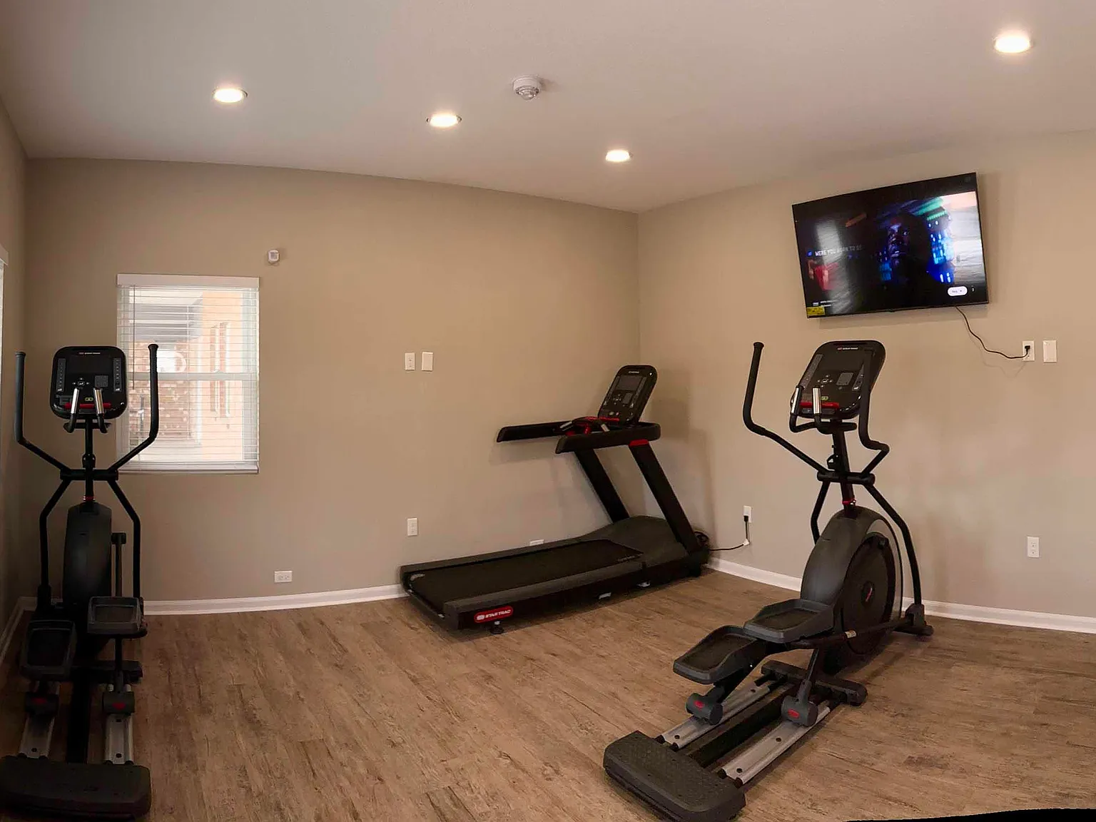 Marine Park Apartments — Photo 4