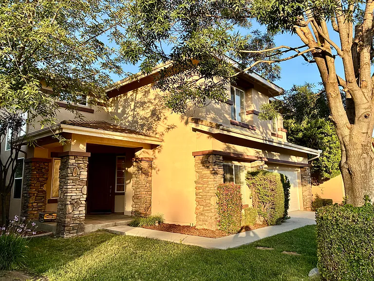 15881 Tanberry Dr — Photo 3