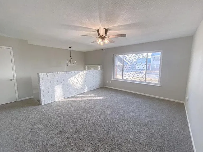 2202 Monticello Ave — Photo 3