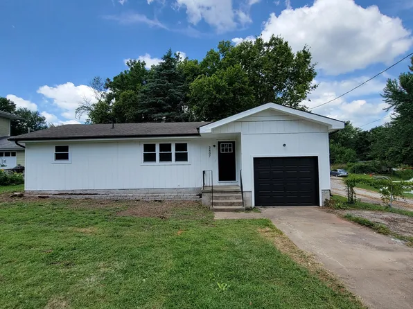 2807 N East Avenue, Springfield, MO 65803