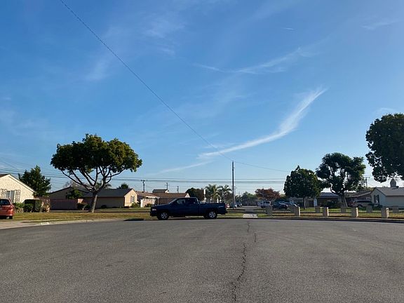5th image of 6479 Carolina Cir