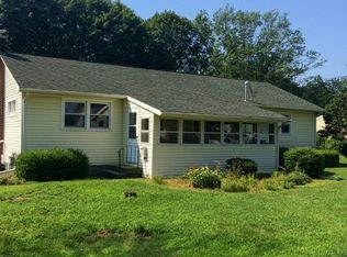 44 Benedict St, Castleton, NY 12033
