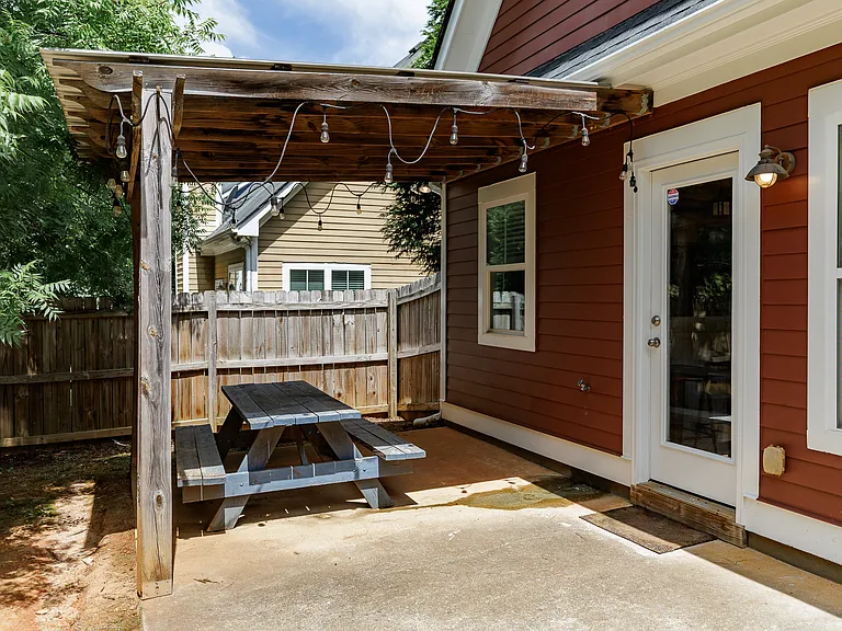 530 Edgewood Dr — Photo 29