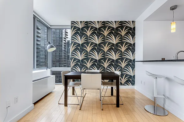 Rented by BARNES New York | media 17