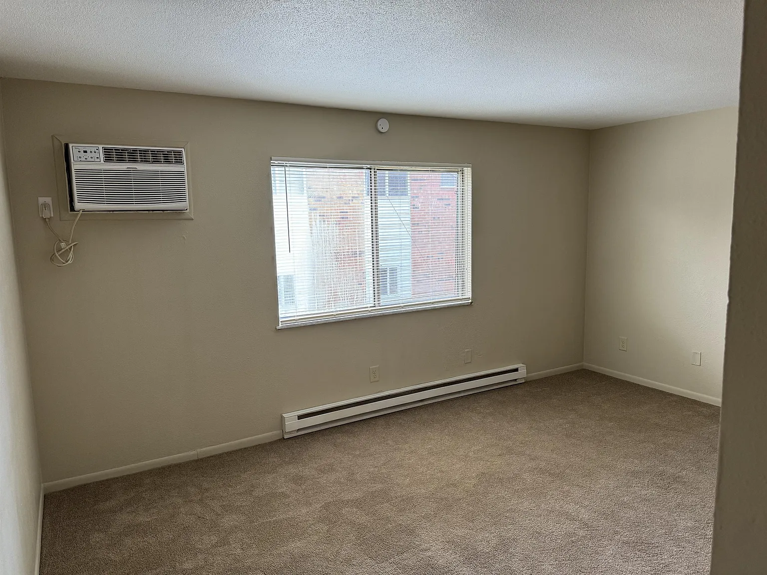 Remington Place - 8 — Photo 3