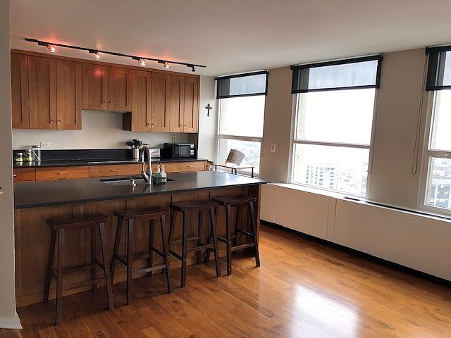 1st image of 2626 N Lakeview Ave APT 2912