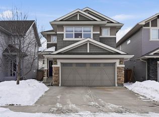 2236 Calhoun Link SW, Edmonton, AB T6W 3E3