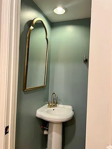 2128 Portland Ave — Photo 6