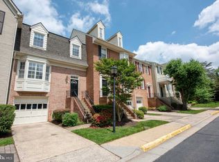 2036 Pieris Ct, Vienna, VA 22182
