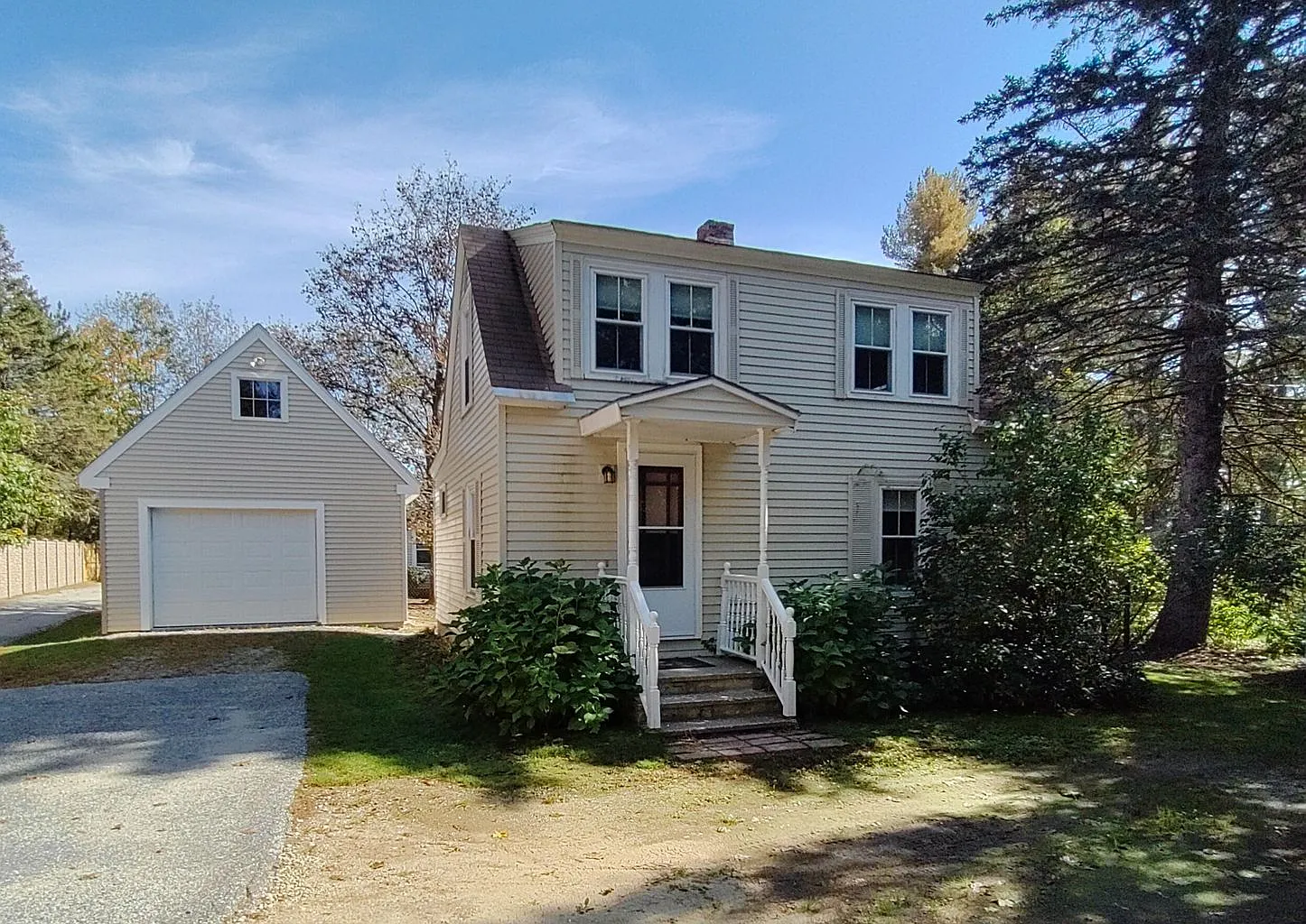 1 bed, 1000 sqft, $2,100 — Photo 1