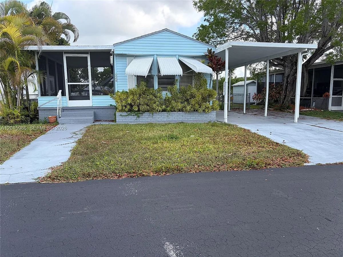 Building Photo - 35303 SW 180th Ave #347
