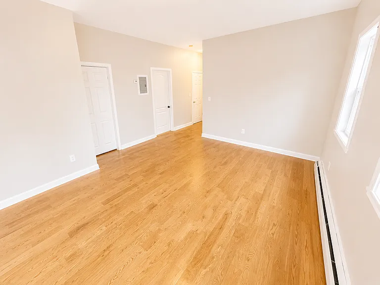 378 S 12th St #1 — Photo 6