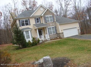 177 Kirkham Rd, Bushkill, PA 18324