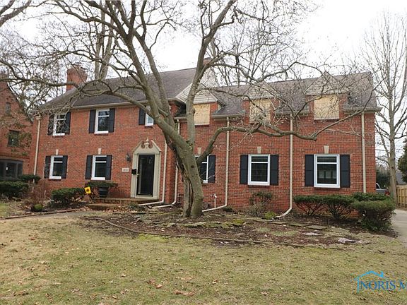 4th image of 2653 Barrington Dr