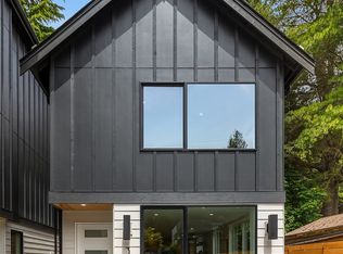 3824 NE 89th St, Seattle, WA 98115