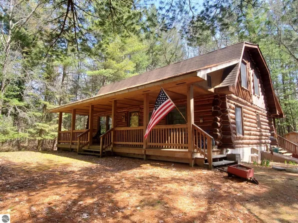 333 W Pine Log Trl, West Branch, MI 48661