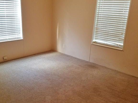 4th image of 5209 Wood St