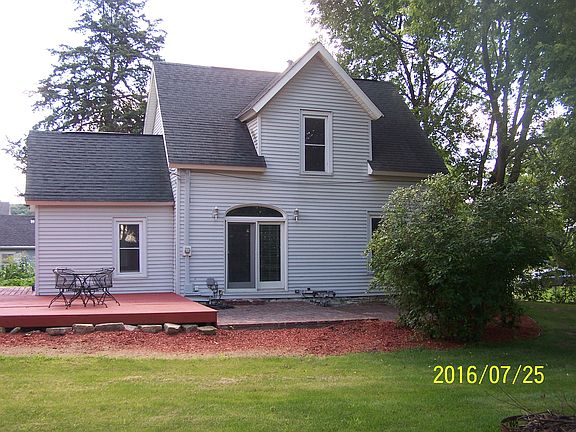 3rd image of 224 31st Street Dr SE