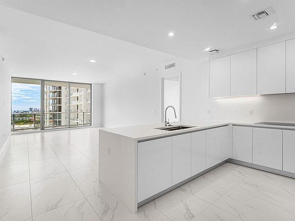 2nd image of 220 Lake Shore Drive #1415