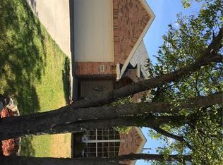 1606 Avenue B, Grand Prairie, TX 75051
