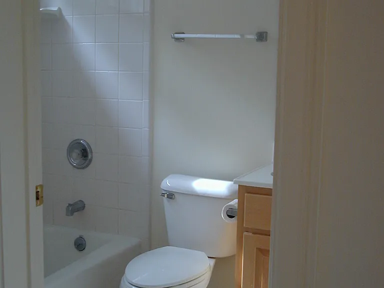 413 Atlantic Dr — Photo 7