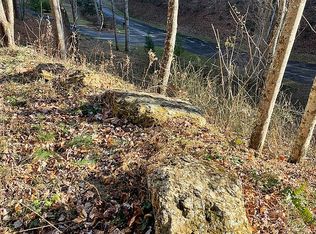 June Apple Ln, Trade, TN 37691