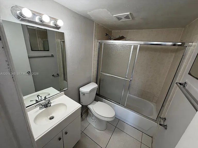 17530 NW 68th Ave #C3004 — Photo 5