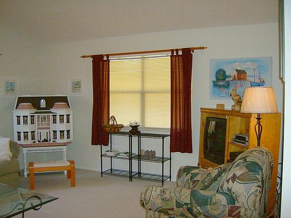 5th image of 1628 New Abbey Ave