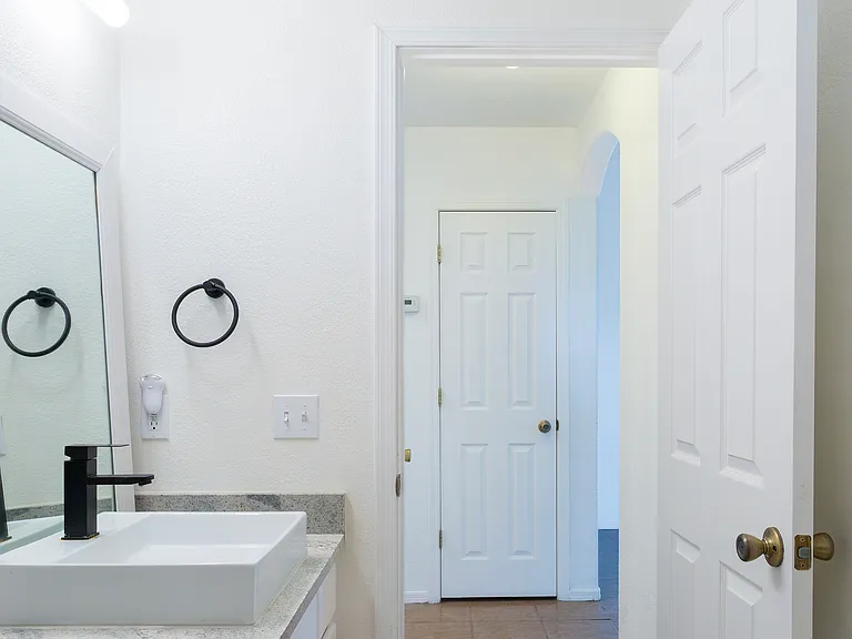 1081 Paseo Freno — Photo 14