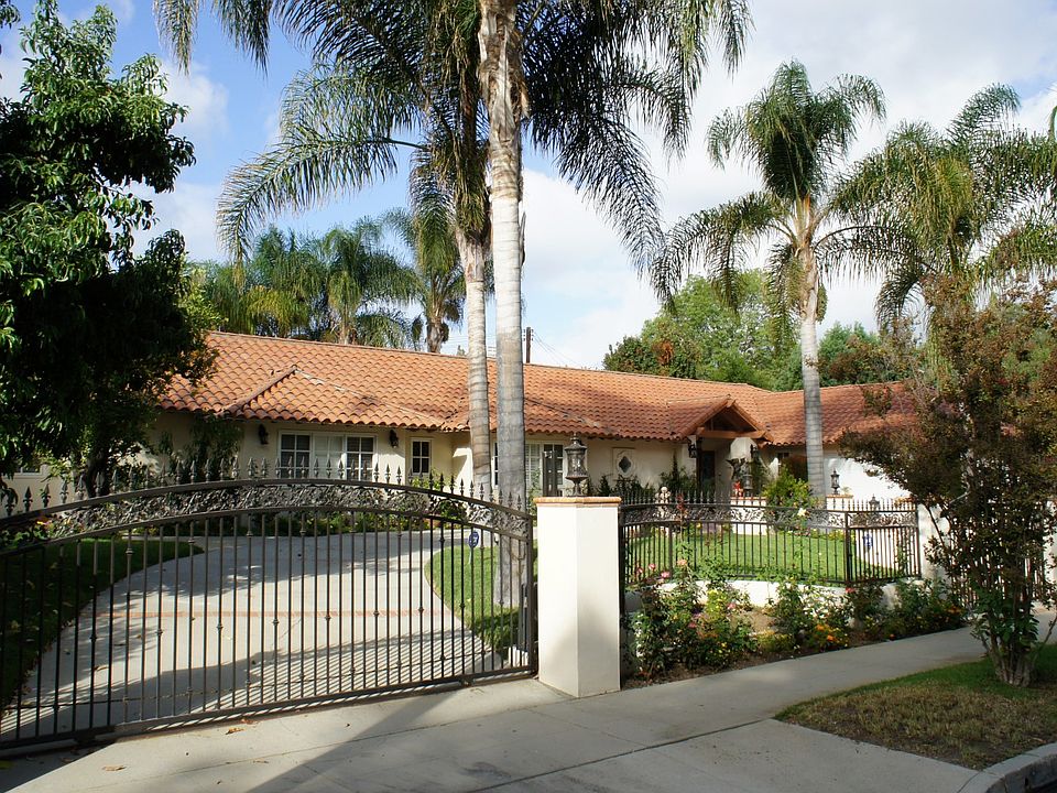 1st image of 5109 Jumilla Ave