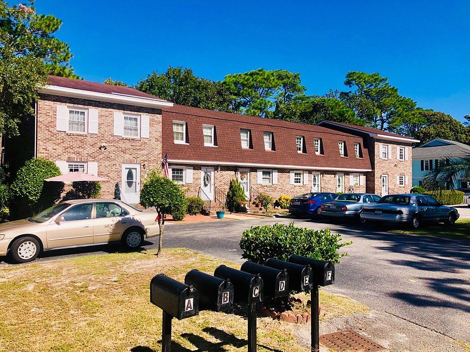 Privately owned Complex
