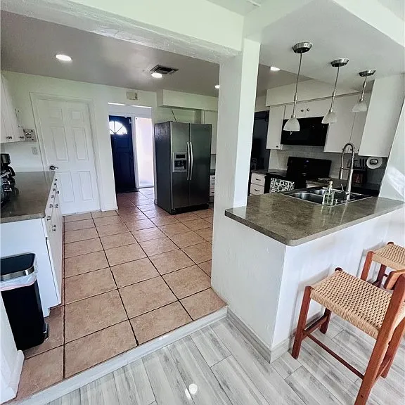 Covington Cir W — Photo 1