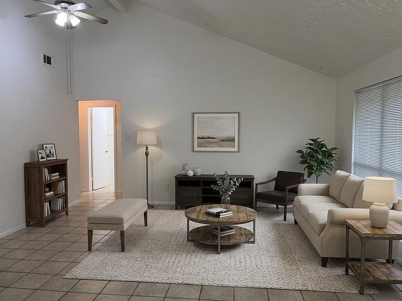 3rd image of 4630 Enchanted Rock Ln