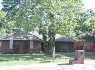 1617 Lauri Ln, Edmond, OK 73013