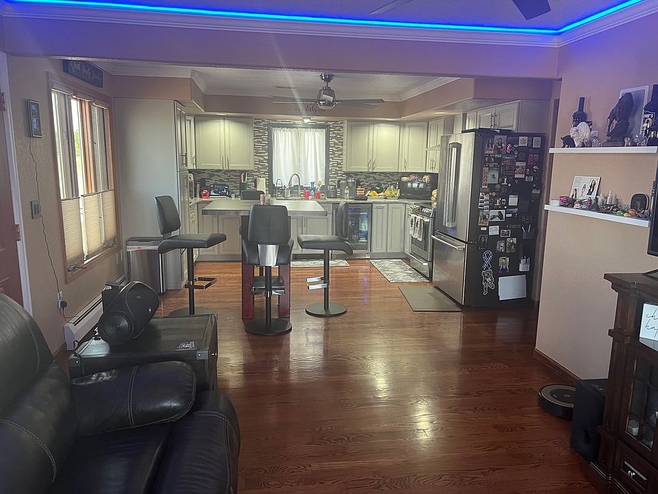 Kitchen - Living room