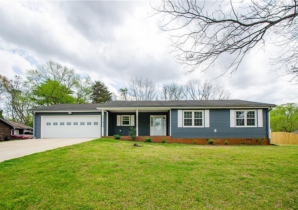 1st image of 4368 Castle Gate Dr