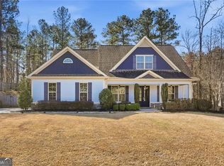 135 Discovery Lake Dr, Fayetteville, GA 30215