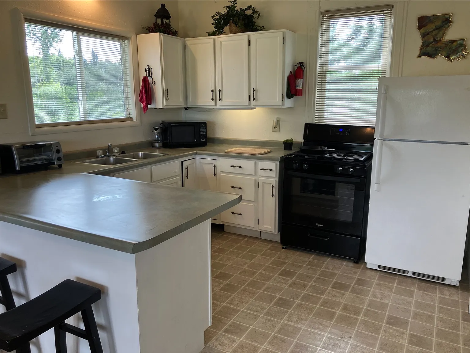 2 bed, 1108 sqft, $975 — Photo 2