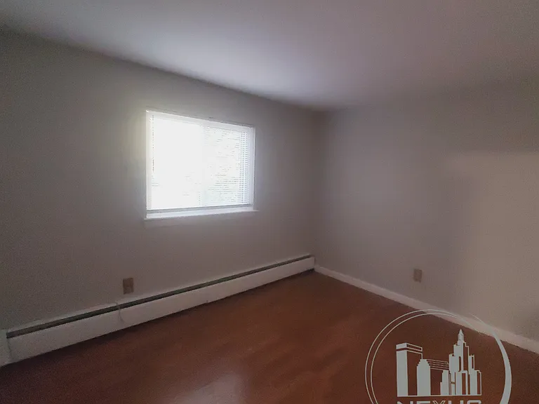 219 Bishop Dr — Photo 14