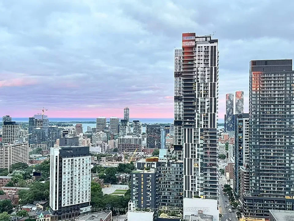 319 Jarvis St #3301