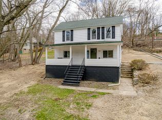 1067 Old Coal Hollow Rd, Verona, PA 15147