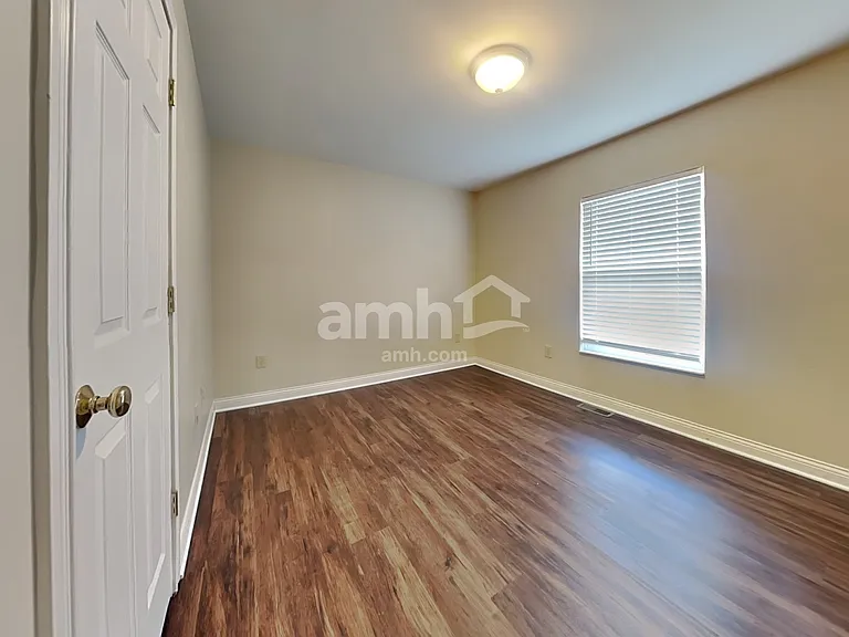1811 Sumpter Ct — Photo 12