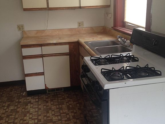 4th image of 5246 Neosho St